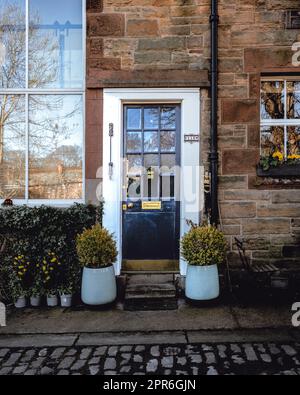 Ein eleganter Eingang zu einem Stadthaus in Edinburgh Stockfoto