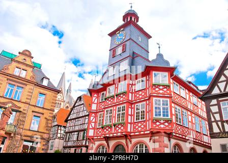 Detail des holzgerahmten alten Rathauses von Bensheim im Stadtteil Bergstraße in Südhessen in Deutschland Stockfoto