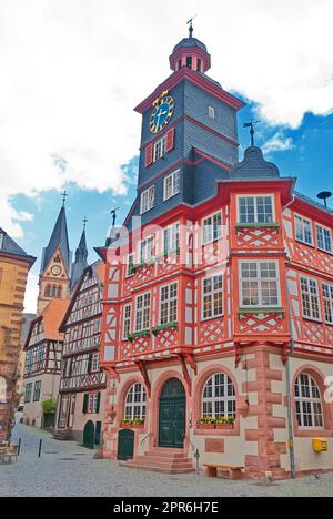 Detail des holzgerahmten alten Rathauses von Bensheim im Stadtteil Bergstraße in Südhessen in Deutschland Stockfoto