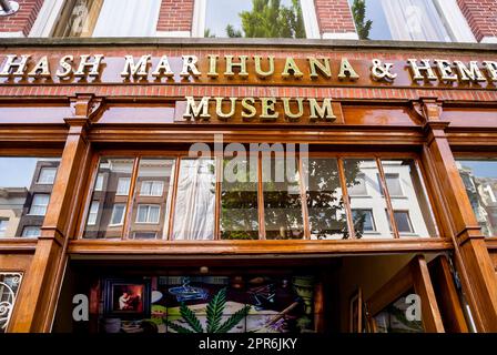 Amsterdam, Holland, Shop Front, Detail, Schild, Hanf, Marijuana, Cannabis, Hash, Museum Stockfoto