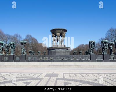 Norway, Oslo, Sculptures of Gustav in the Vigelandspark Stock Photo