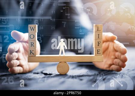 Die schützende Hand Balance zwischen Leben und Arbeit Stockfoto