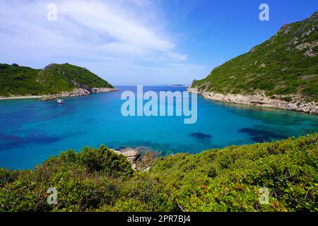 Porto Timoni Strand in Korfu, ein paradiesischer Ort mit Strand und kristallklarem Wasser auf Korfu Insel, Griechenland, Europa Stockfoto