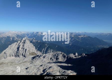 Bergwanderung zum Partenkirchner Dreitorspitze, Bayern, Deutschland Stockfoto