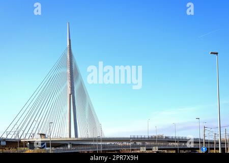 Ada-Hängebrücke über Sava Stockfoto