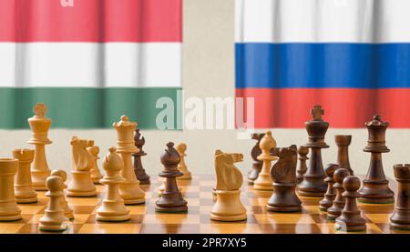 Konzept mit Schachfiguren - Ungarn und Russland Stockfoto