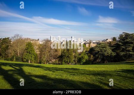 Buttes Chaumont Park in Paris Stockfoto