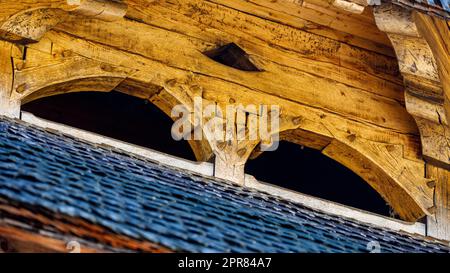 Eine Holzkonstruktion im Kloster Barzan Stockfoto