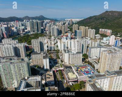 Tuen Mun, Hongkong 04. Februar 2022: Blick von oben auf Hong Kong City Stockfoto