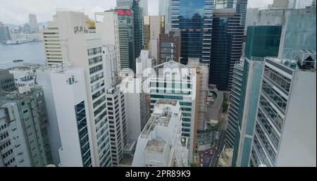 Sheung Wan, Hongkong, 09. Juli 2021: Büroturm Stockfoto