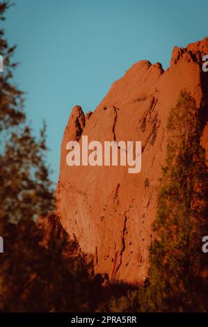 Sonnenuntergang im Garden of the Gods Park. Stockfoto