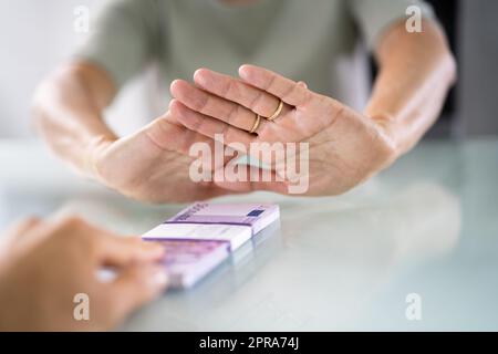 Unternehmer weigert zu Schmiergeld Partner Stockfoto