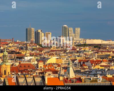 PRAG, TSCHECHISCHE REPUBLIK - Pankrac-Viertel mit modernen Hochhäusern. Stockfoto