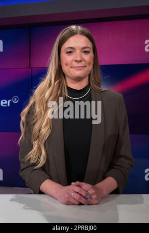 Köln, Deutschland. 26. April 2023. Rahel KLEIN, Journalist, Porträt, Porträt, Einzelbild zugeschnitten, Single Motif, „Maischberger“, Talkshow, WDR/ARD, April 26., 2023. Kredit: dpa/Alamy Live News Stockfoto