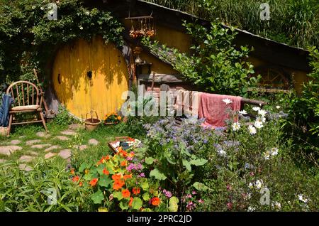 Hobbiton-Filmset und Hobbiton-Häuser in Neuseeland Stockfoto