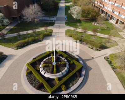 Luftaufnahme der Drake University an einem wunderschönen Frühlingsabend. Des Moines, Iowa, USA. Stockfoto