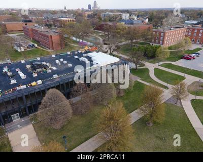 Luftaufnahme der Drake University an einem wunderschönen Frühlingsabend. Des Moines, Iowa, USA. Stockfoto