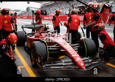 SUZUKA, JAPAN, Suzuka Circuit, 7. Oktober: Carlos Sainz (ESP) vom Team Ferrari während des japanischen Formel-1-Grand Prix im Suzuka Circ im Jahr FP2 Stockfoto