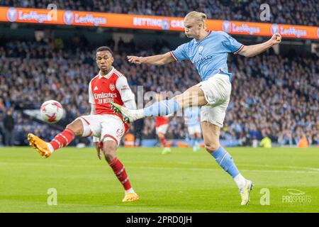 Manchester, England - 26. April 2023, Manchester City Forward Erling Haaland (9) während des englischen Meisterschaftsspiels der Premier League zwischen Manchester City und Arsenal am 26. April 2023 im Etihad Stadium in Manchester, England - Foto: Ian Stephen/DPPI/LiveMedia Stockfoto
