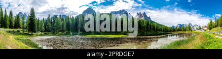 Alpensee Lago di Antorno in den Sextener Dolomiten in Südtirol in Italien Stockfoto