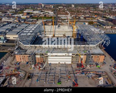 Ein allgemeiner Blick auf das neue Stadion des Everton FC, das im Everton Stadium am Bramley-Moore Dock in Liverpool gebaut wird. Bilddatum: Mittwoch, 26. April 2023. Stockfoto