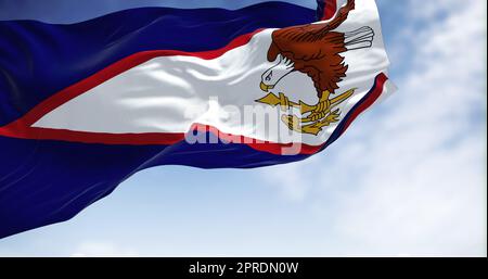 Die Flagge Amerikanisch-Samoas im Wind an klaren Tagen Stockfoto