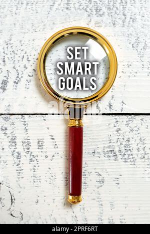 Konzeptunterschrift Smart Goals setzen. Konzeptionelles Foto Erreichen erreichbarer Ziele Machen Sie gute Geschäftspläne Stockfoto