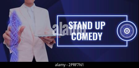 Konzeptionelle Beschriftung Stand-Up-Comedy. Business Showcase Comedian, der vor dem Live-Publikum spricht man hält Einen Stift und ein Tablet und zeigt wichtige Botschaften und neue Ideen. Stockfoto