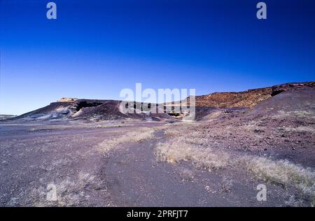 Panoramablick auf den Verbrannten Berg in damaraland Region Stockfoto