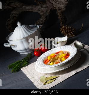 Kapusniak köstliche polnische Sauerkrautsuppe Stockfoto