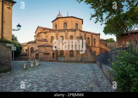 Basilika di San Vitale am Morgen Stockfoto