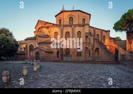 Basilica di San Vitale bei Sonnenaufgang Stockfoto