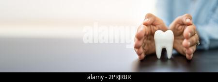 Zahnarztversicherung Und Ersetzen Emaille-Service Stockfoto