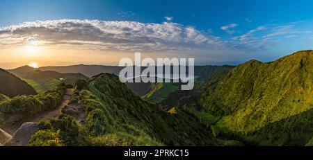 Ein Panorama Bild von der Sicht vom Grota tun sehen Inferno Sicht bei Sonnenuntergang. Stockfoto