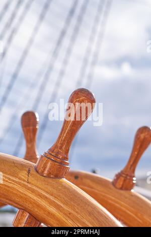 Das historische Segelboot Fregatten Jylland - Nationalschatz. Detail des alten dänischen Schiffs Fregatten Jylland, Nationalschatz und Touristenattraktion Stockfoto