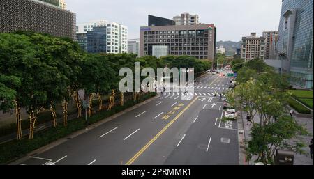 Taipei, Taiwan, 20. März 2022: Bezirk Xinyi in Taipeh Stockfoto