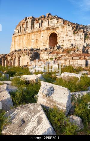 Miletus altes Stadtamphitheater, Türkei. Foto von Miletus. Miletus war eine antike griechische Stadt an der Westküste von Anatolien, nahe der Mündung des Maeander in der alten Caria. Stockfoto