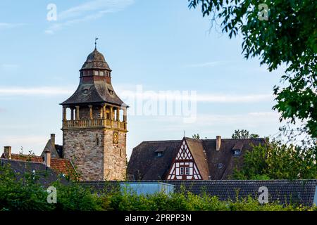 Der Turm der Burg von Frauen in Hessen Stockfoto