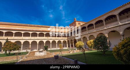 Palast von Juan II, Kloster von Nuestra Señora de Gracia, Madrigal de las Altas Torres, Ávila, Kastilien-Leon, Spanien, Europa Stockfoto