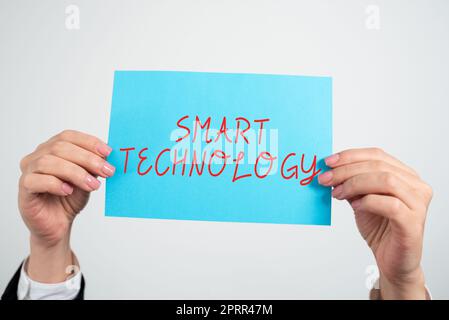 Schild mit Smart Technology, Word für zum Schutz und zur Vermeidung von Fehlern auf Festplatten Stockfoto