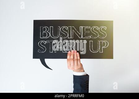 Text zeigt Inspiration Business Start UpPutting Up New Commerce Venture Fresh Entrepreneuring. Unternehmerischer Ansatz Neugründung eines neuen Handelsunternehmens Stockfoto