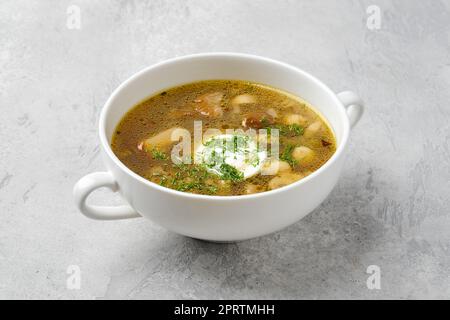 Pilze und Kartoffelsuppe Stockfoto