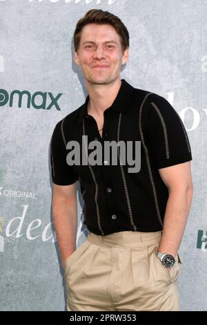 Los Angeles, Kalifornien. 26. April 2023. Adam Cropper bei Ankunft für LOVE & DEATH Premiere, DGA New York Theater, Los Angeles, CA 26. April 2023. Kredit: Priscilla Grant/Everett Collection/Alamy Live News Stockfoto