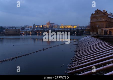 Hradcany im Winter, Prag, Tschechische Republik Stockfoto