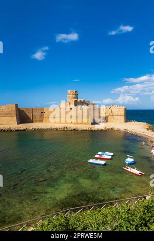 Schloss in Isola di Capo Rizzuto, Provinz Crotone, Kalabrien, Italien Stockfoto