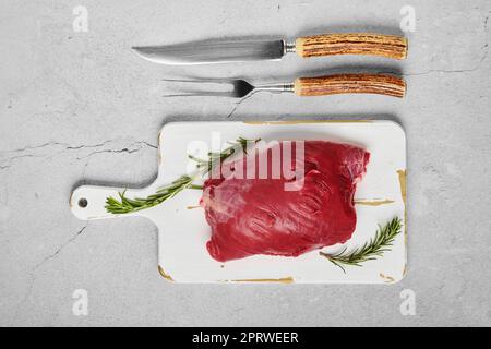 Rohes Rindfleisch, Schulterfleisch, entbeint Stockfoto