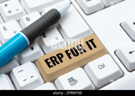 Textüberschrift mit ERP für IT. Wort geschrieben über Enterprise Resource Planning Software für die Integration von Anwendungen Stockfoto