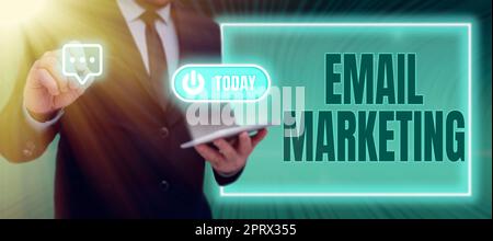 Schreiben Text anzeigen E-Mail-MarketingSenden einer kommerziellen Nachricht an eine Gruppe von Personen per E-Mail. Konzeptfoto Werbebotschaft per Post an eine Gruppe von Vorführungen senden Stockfoto