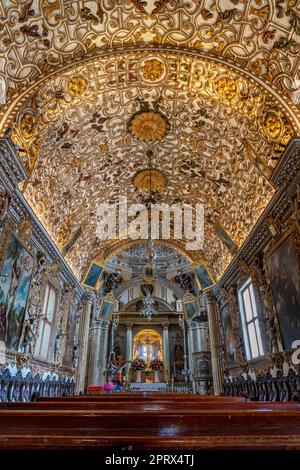 Die kunstvoll verzierte barocke Kapelle des Senor de Tlacolula, Kirche der Himmelfahrt, Tlacolula de Matamoros, Mexiko. Stockfoto