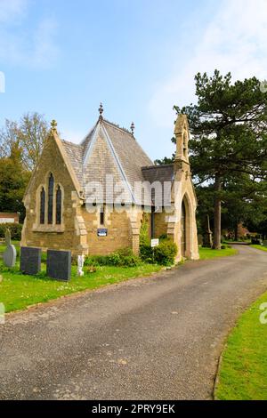 Griechisch-orthodoxe Kirche, St. Aethelheard's, East Chapel, Louth Cemetery, London Road, Die Hauptstadt der Wolken. Louth, Lincolnshire, England. Stockfoto